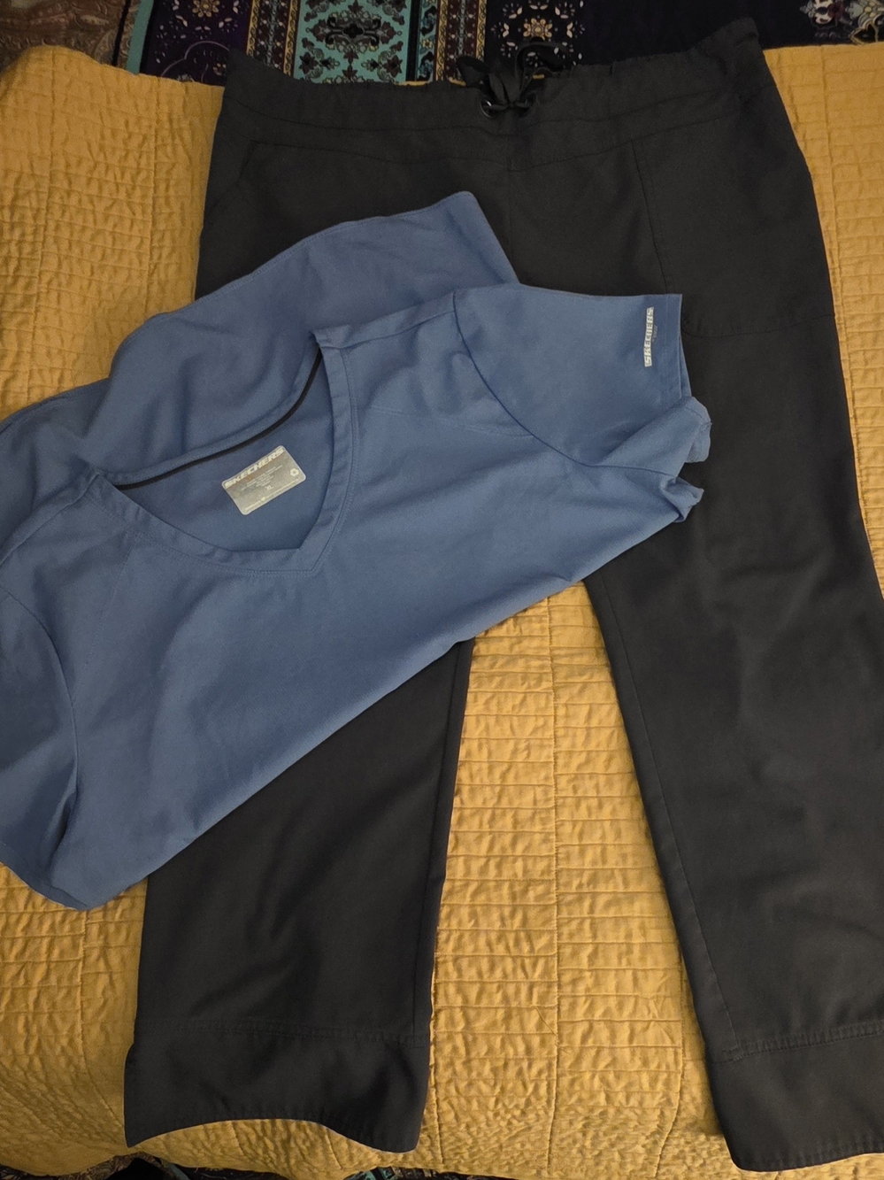 Sketcher Women's V Neck Scrub Top With Greys Anatomy Mia Scrub Pants Size XLP